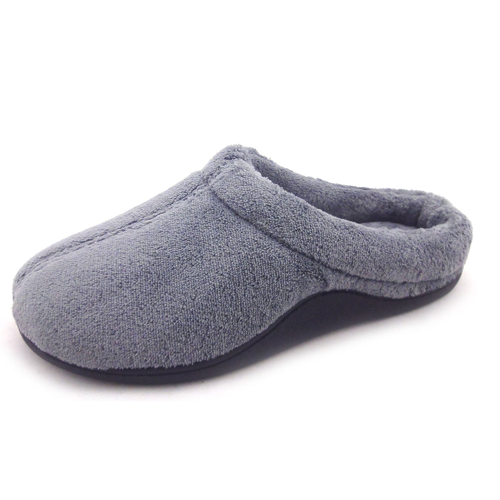 Men's isotoner slippers size chart hotsell